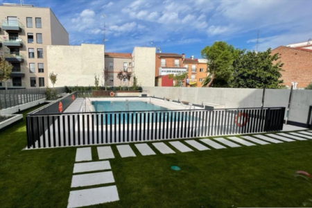 Outdoor swimmimg pool